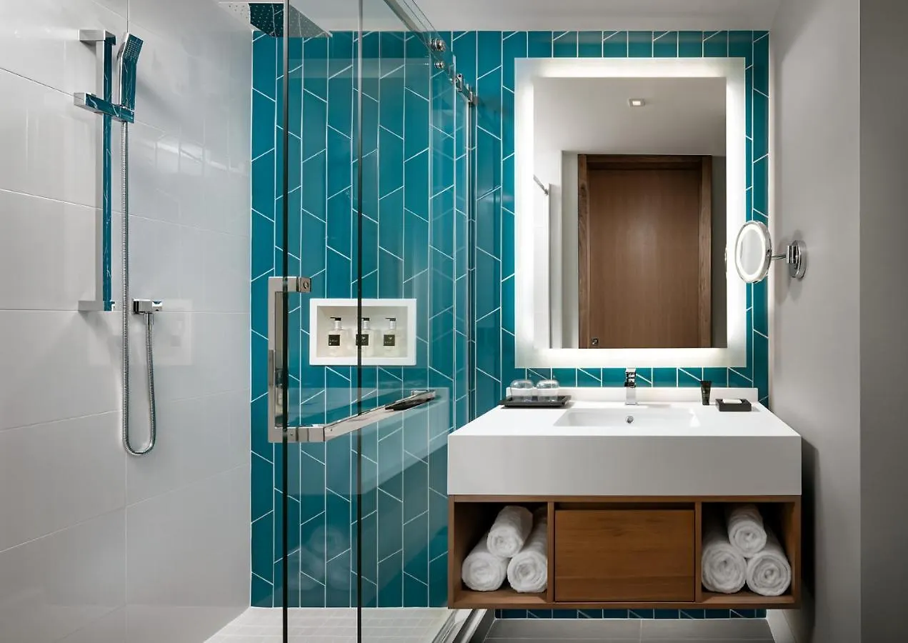 ****  Humaniti Hotel Montreal, Autograph Collection Kanada