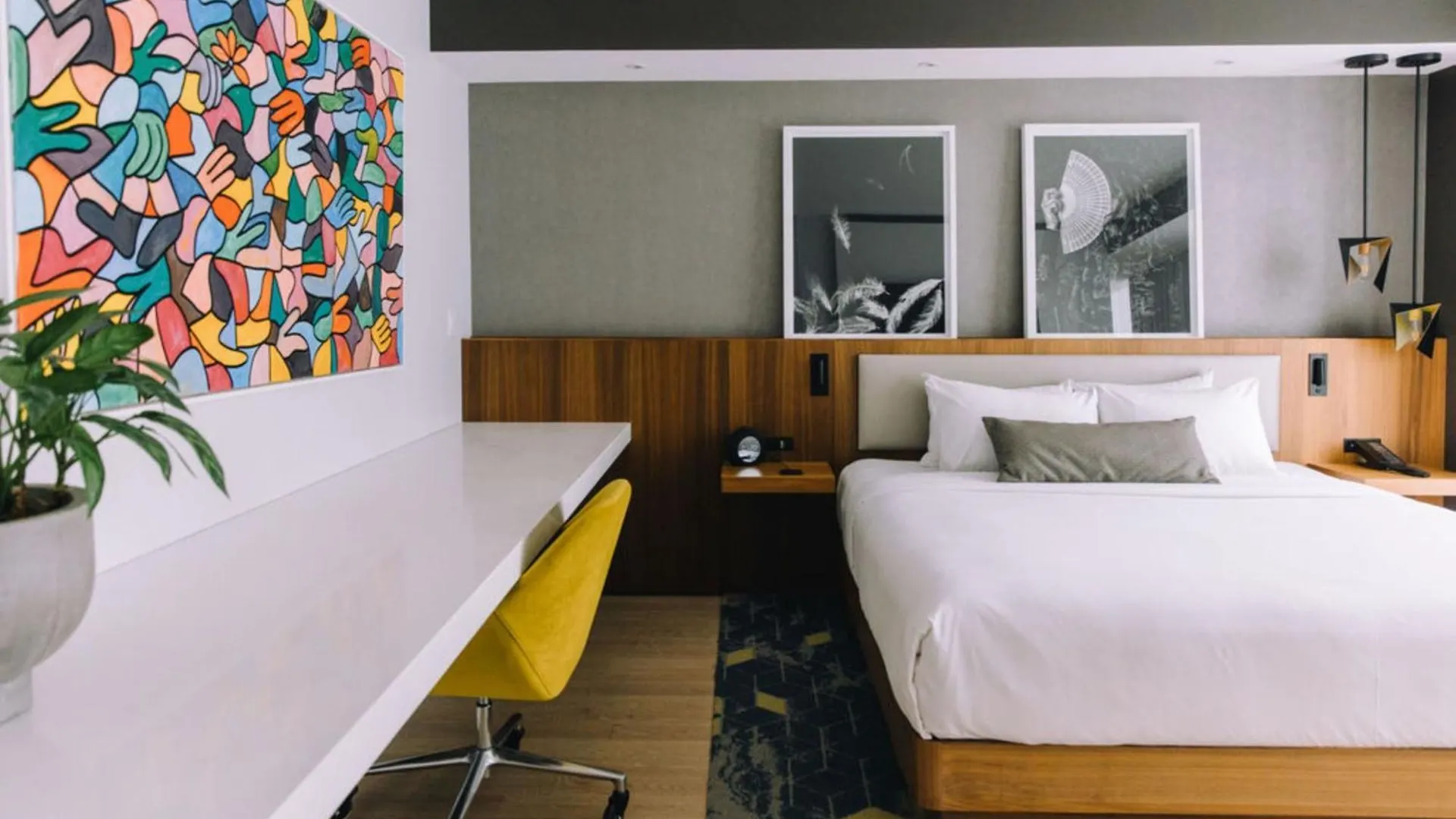 Humaniti Hotel Montreal, Autograph Collection